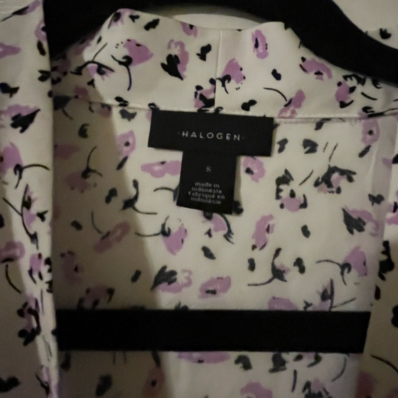 Collarless White Halogen Button Up Shirt with Purple Flowers - Picture 2 of 3